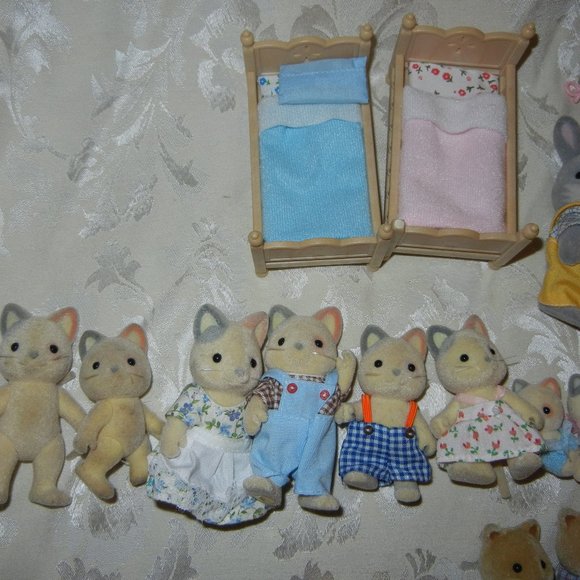 Calico Critters Doll Collection Sylvanian Families Rare Large family lots - Picture 2 of 16